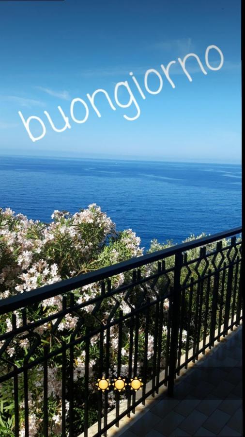 Appartamenti Enrica With Amazing View 莫内利亚 外观 照片