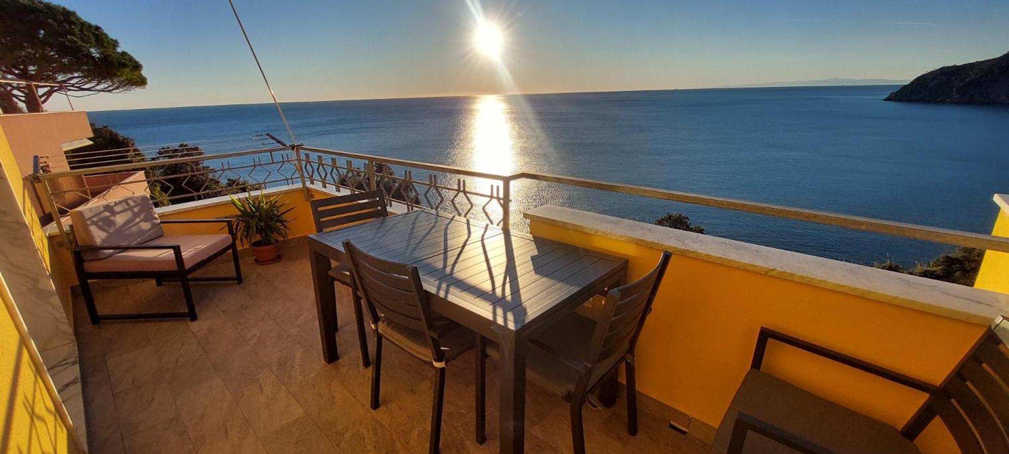 Appartamenti Enrica With Amazing View 莫内利亚 外观 照片