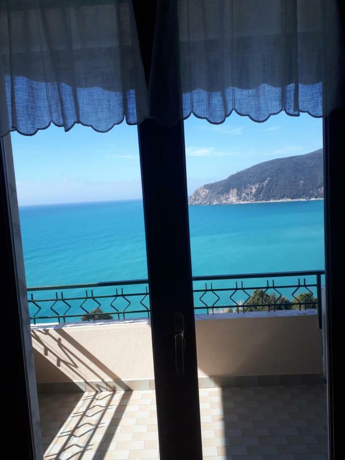 Appartamenti Enrica With Amazing View 莫内利亚 外观 照片