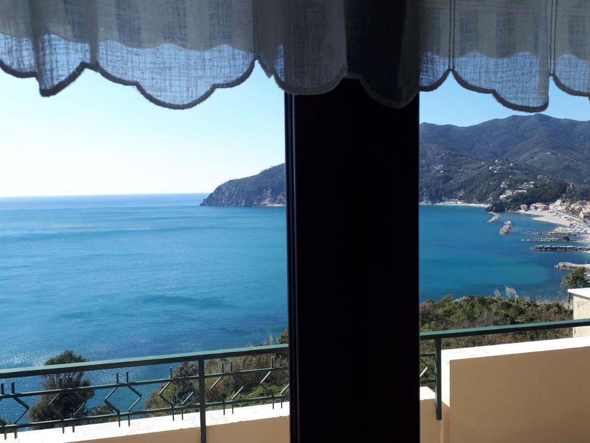 Appartamenti Enrica With Amazing View 莫内利亚 外观 照片